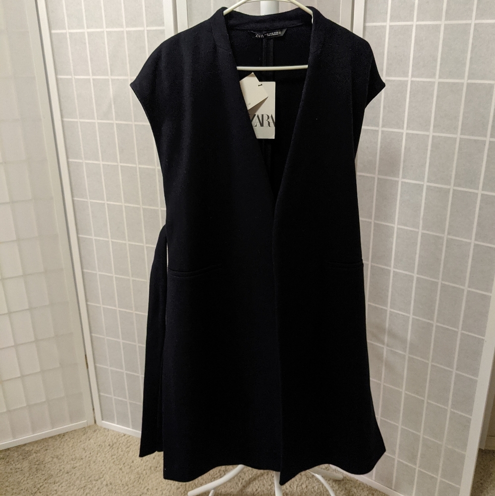 ZARA sleeveless belted coat in dark blue color